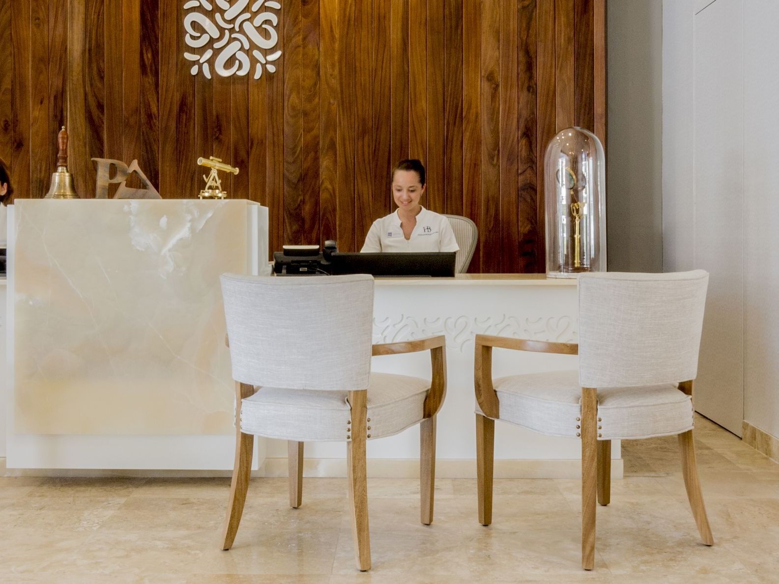 Front Desk area with receptionist at Villa Premiere Boutique Hotel & Romantic Getaway