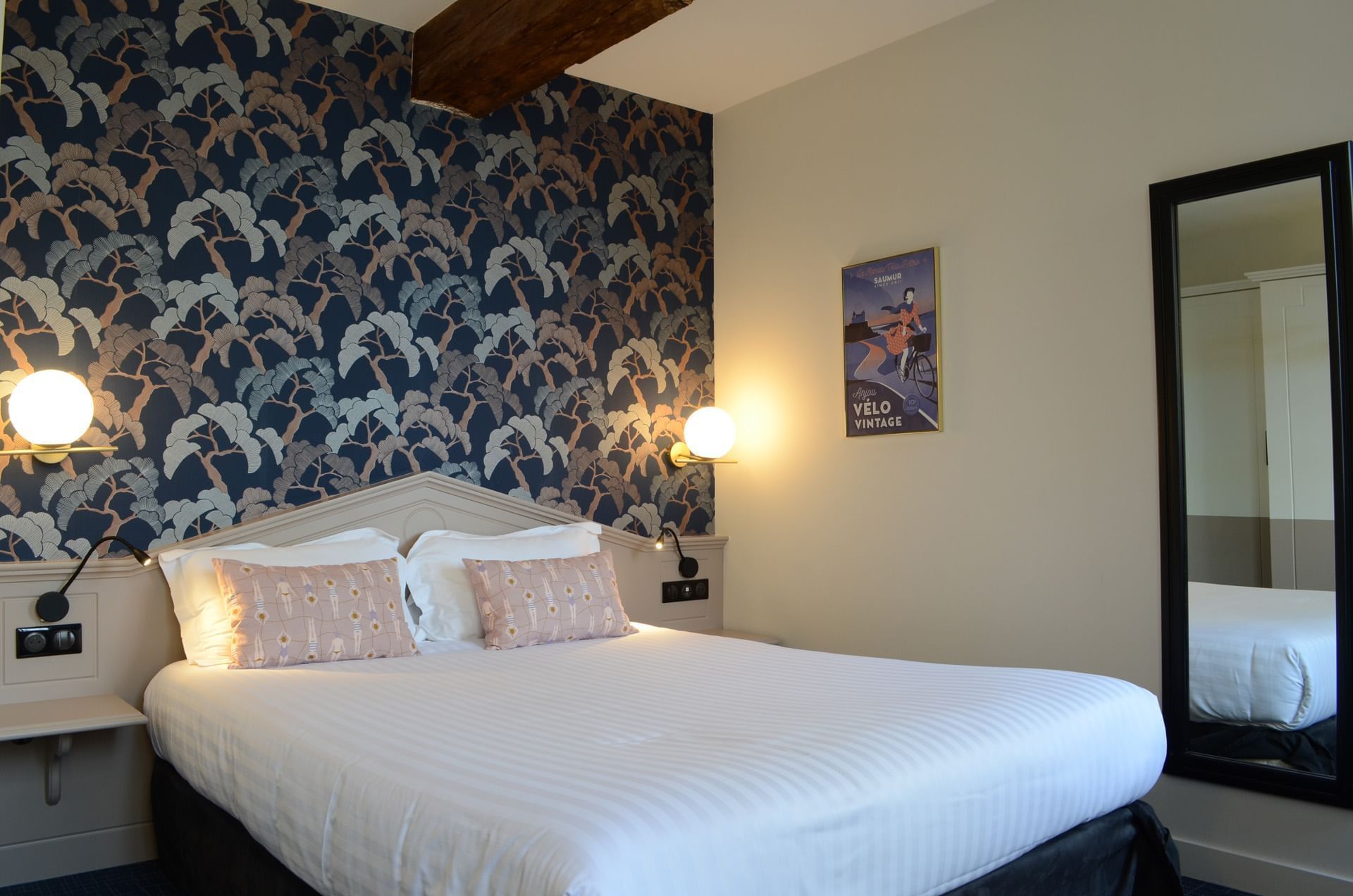 Superior Room at Hotel Anne d'Anjou in Saumur, France