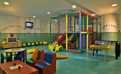 Kids Place with TV & games at Hotel Cascais Miragem Health & Spa