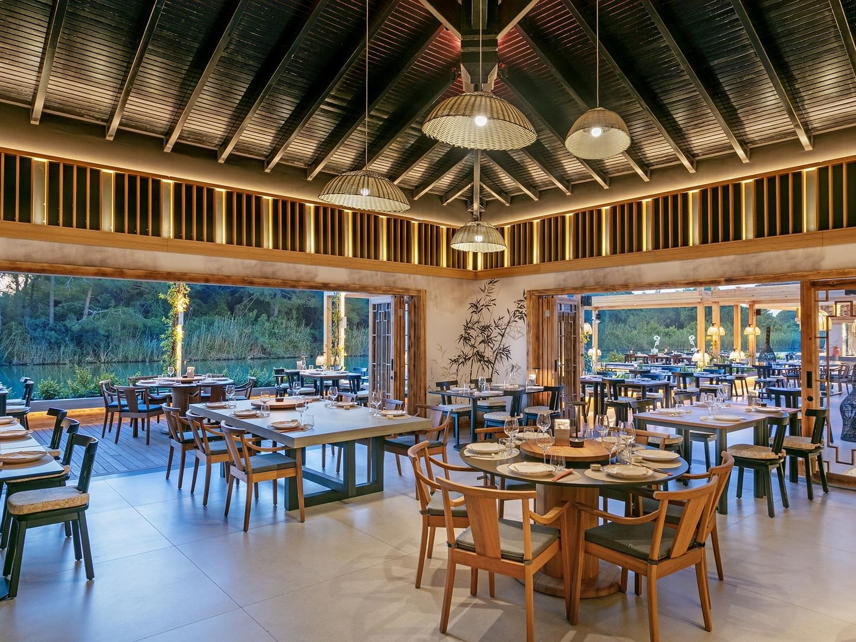 Dining area of Norı Asian Restaurant at Titanic Deluxe Golf Belek