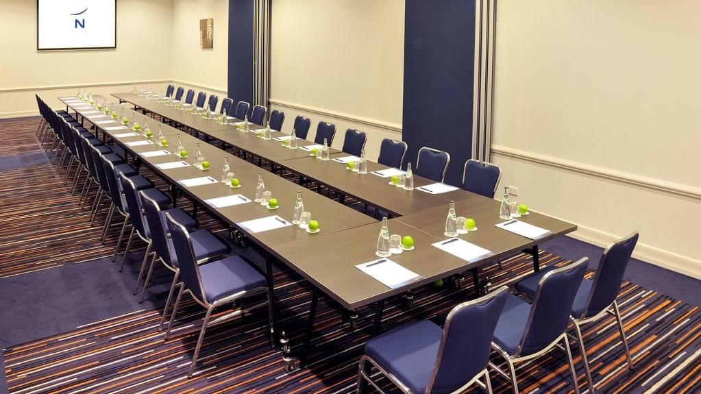 U-shaped table set-up in Kulin Room at Novotel Glen Waverley