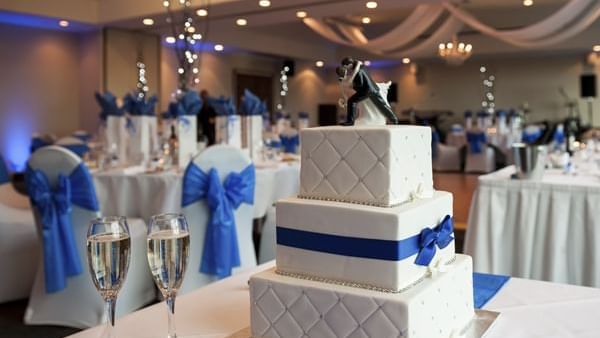 Closeup of wedding cake on the table at Novotel Barossa Valley