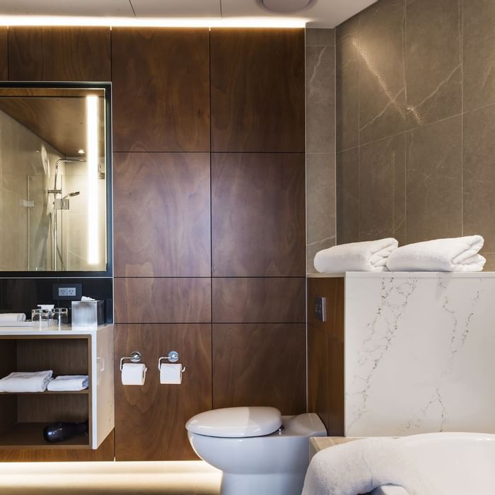 Room Spa Bath at Mercure Sydney Liverpool 