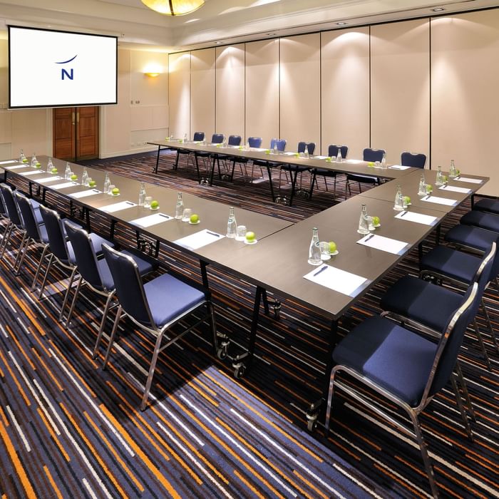 U-shaped table set-up in Waverley Room at Novotel Glen Waverley