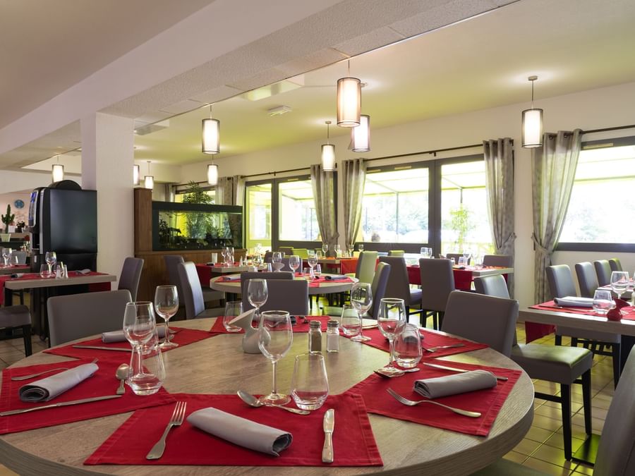 Interior of a dining area at Le Clos des Tanneurs