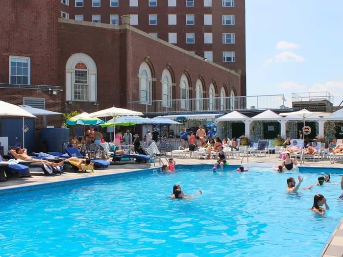 outdoor swimming pool of the berkeley hotel nj