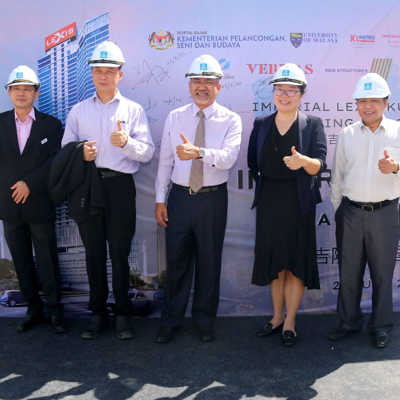 Topping Out Ceremony of Imperial Lexis