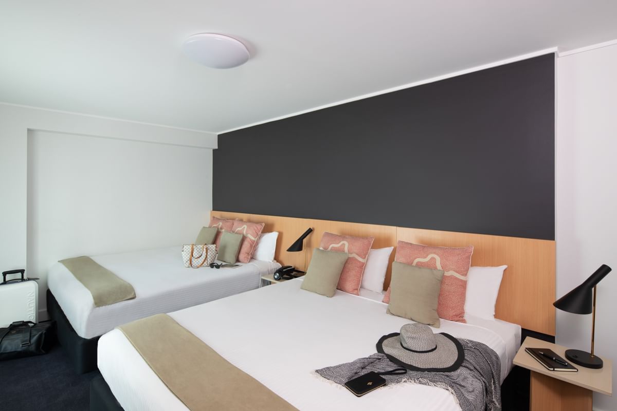 Family Room with two beds at ibis Sydney World Square Hotel  