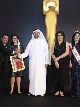Palazzo Versace Dubai winning Best Luxury hotel award in 2018
