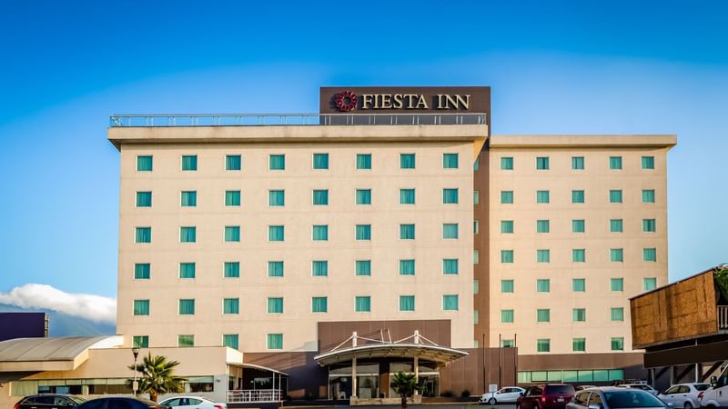 Exterior view of the hotel & car park at FI Monterrey Fundidora