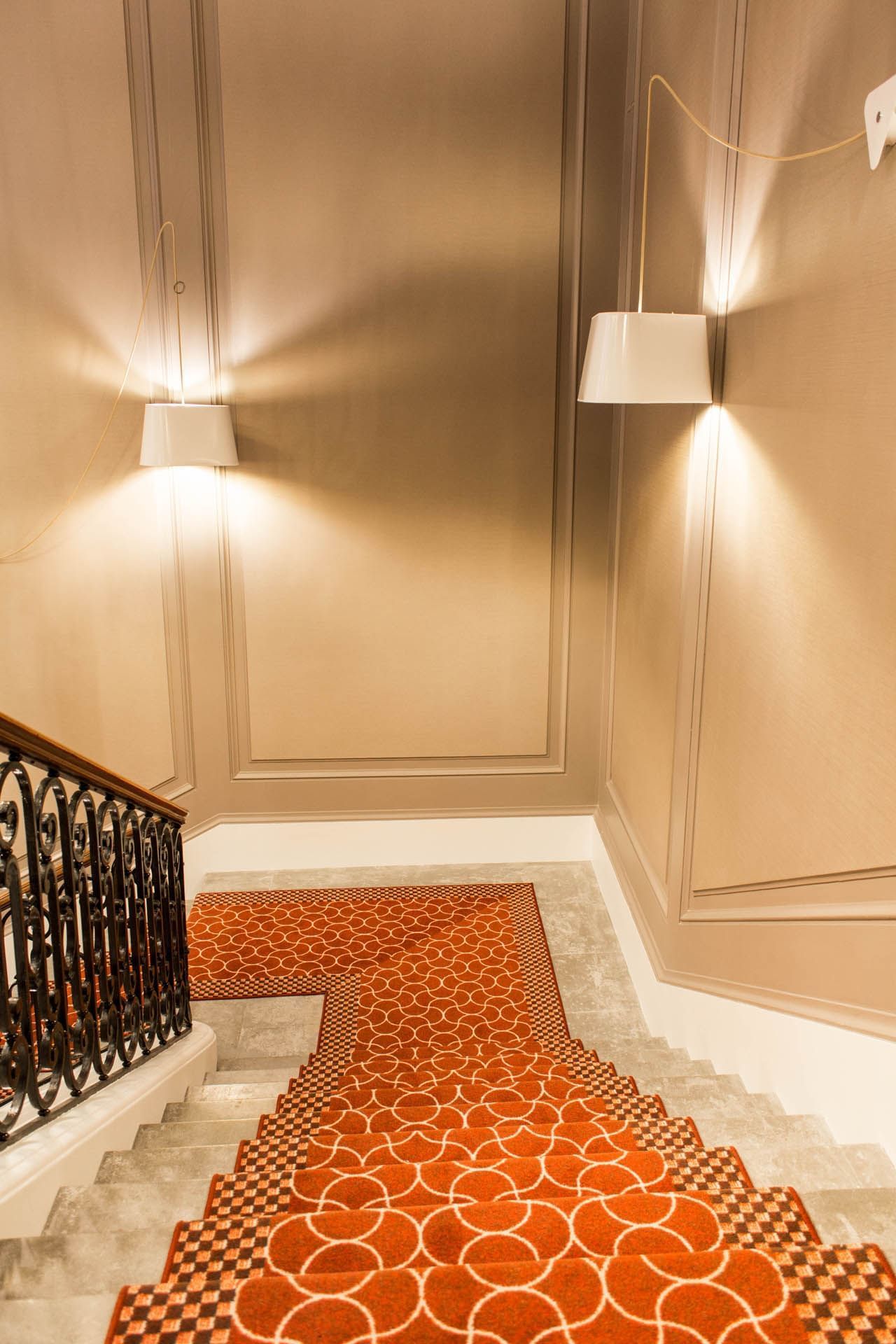 Escalier du hall d'accueil à Oceania Le Métropole Montpellier