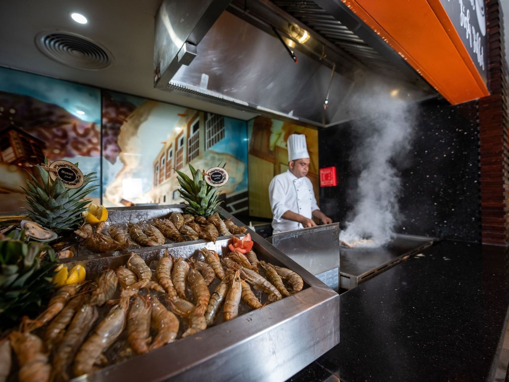 Ghaya Grand Hotel Dubai - Fusion Seafood Live 1