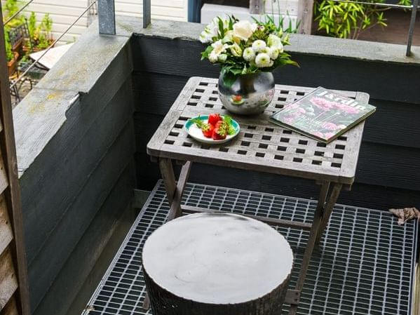 Close up of a outdoor dining table setup at LeCoq-Gadby Hotel