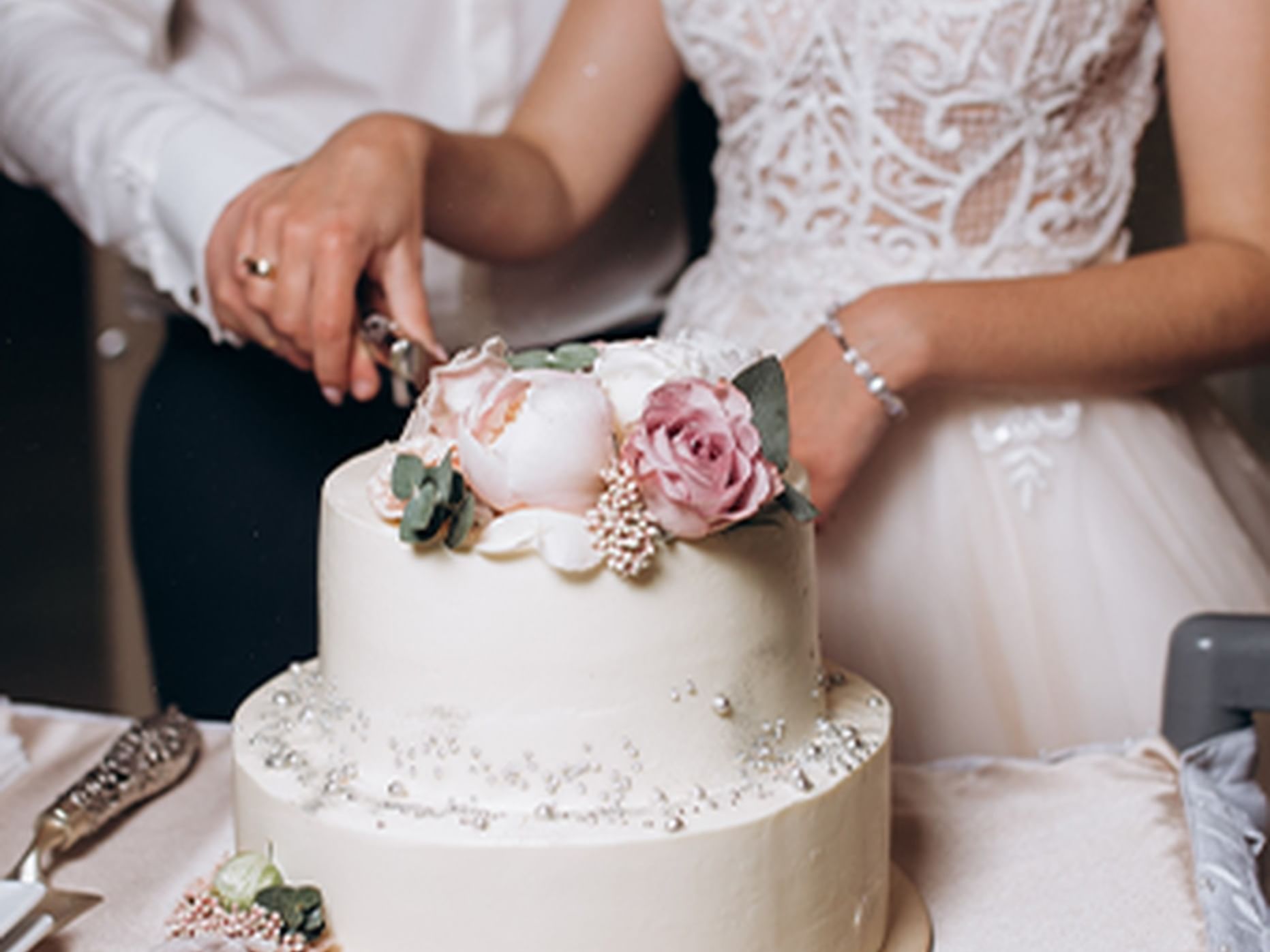 Regular & Customized Cakes at The Tower Plaza Hotel Dubai
