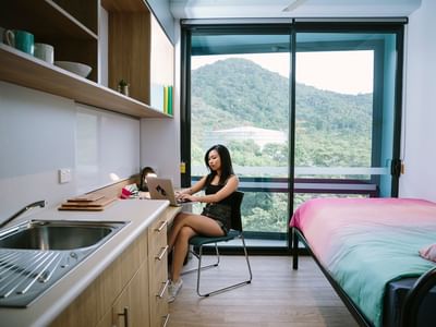 Studio_Kitchenette and Bed