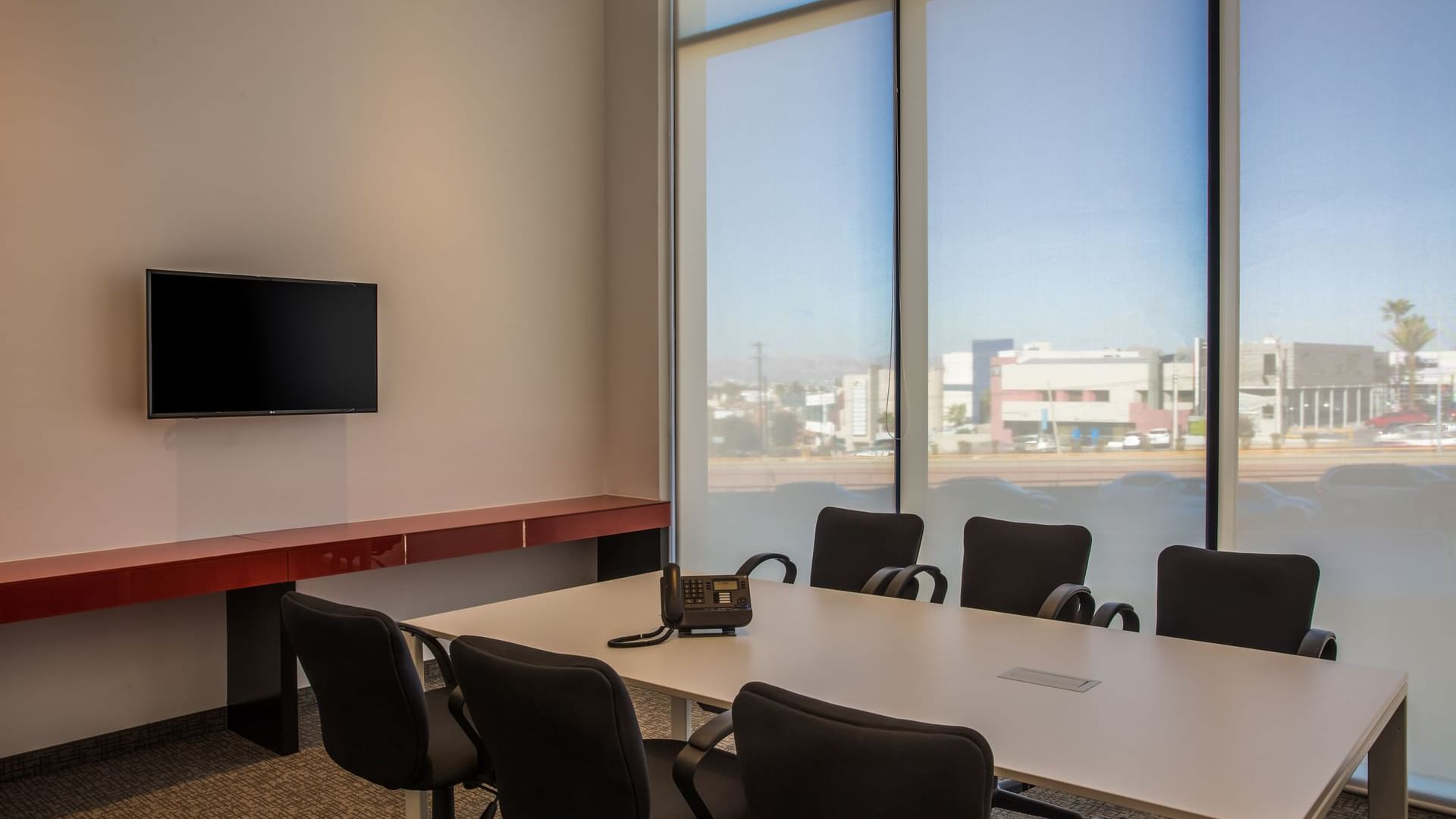 Interior of the meeting area at One Chihuahua Fashion Mall