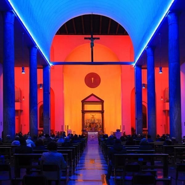 La Chiesa Rossa di Milano e l’installazione di Dan Flavin
