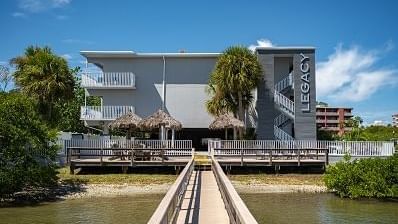 Exterior view of the hotel at Legacy Vacation Resorts