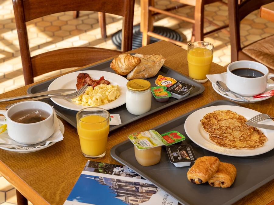 A warm breakfast served at Hotel du Lac
