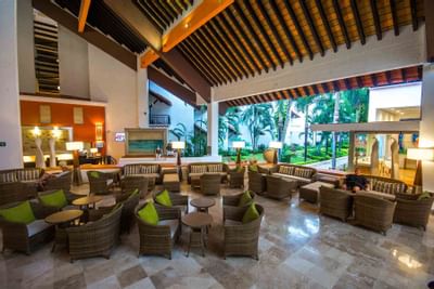 Lobby-04
