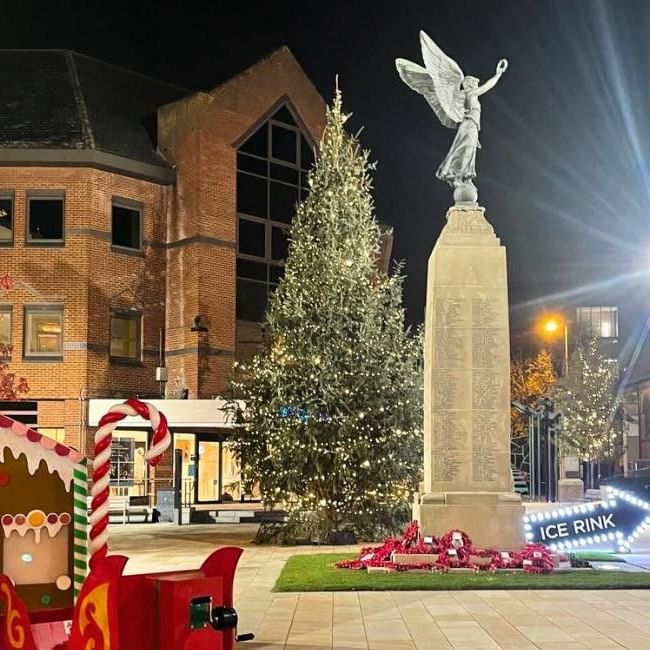 Woking town centre Christmas Lights switch on