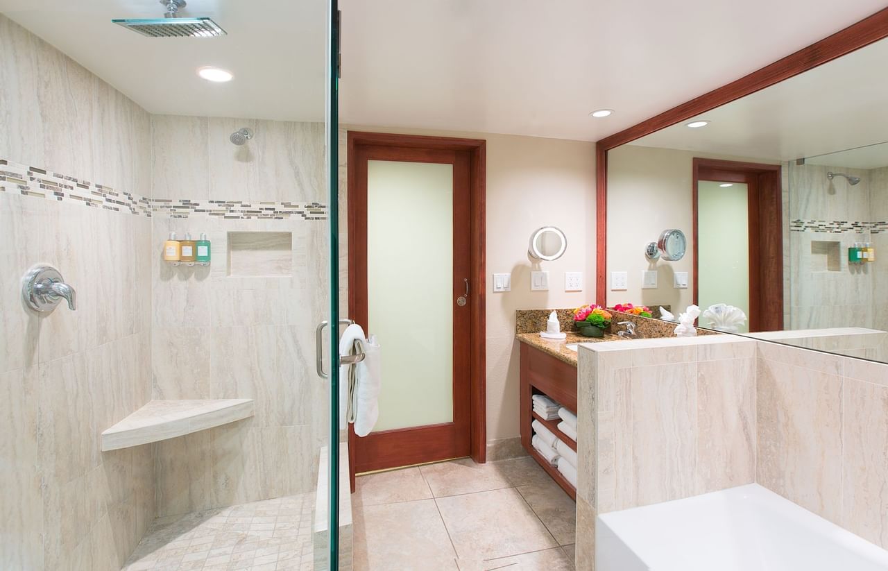 Superior Studio Suite Bathroom