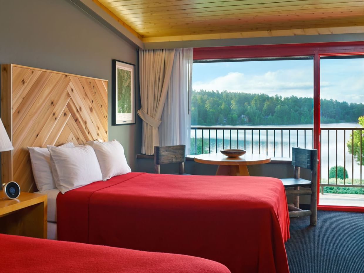 Double Queen room with a balcony view at The Lake House