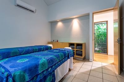 Aqua Soul Spa with massage beds at Heron Island Resort
