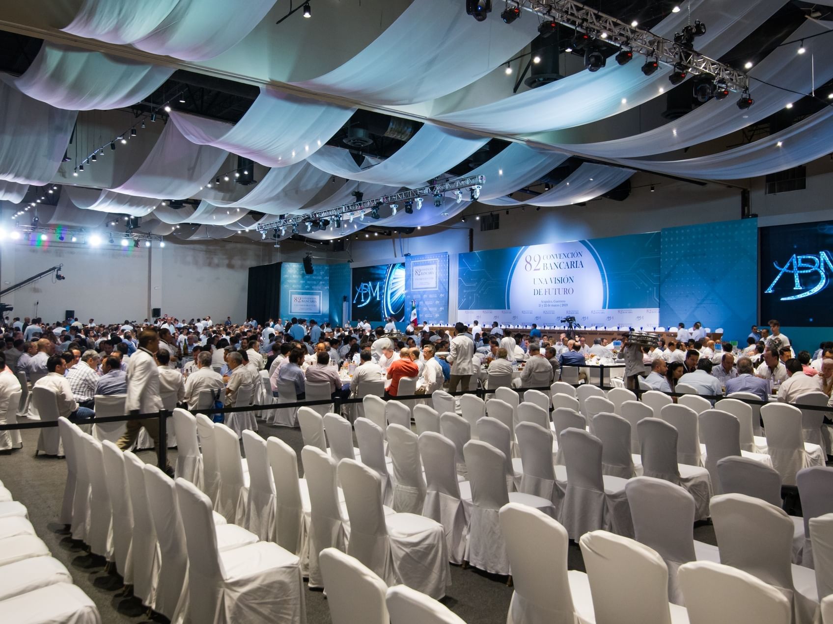 Seat arrangement in Diamante Exhibition Centre, Mundo Imperial