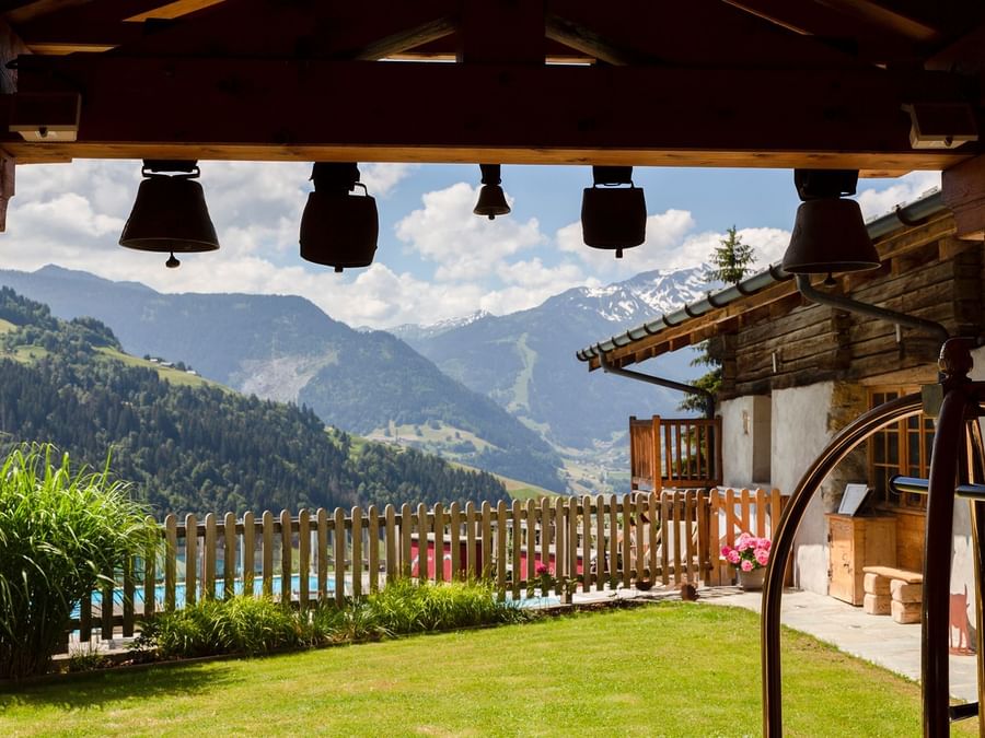 The mountain view by the garden at Chalet-Hotel La Ferme