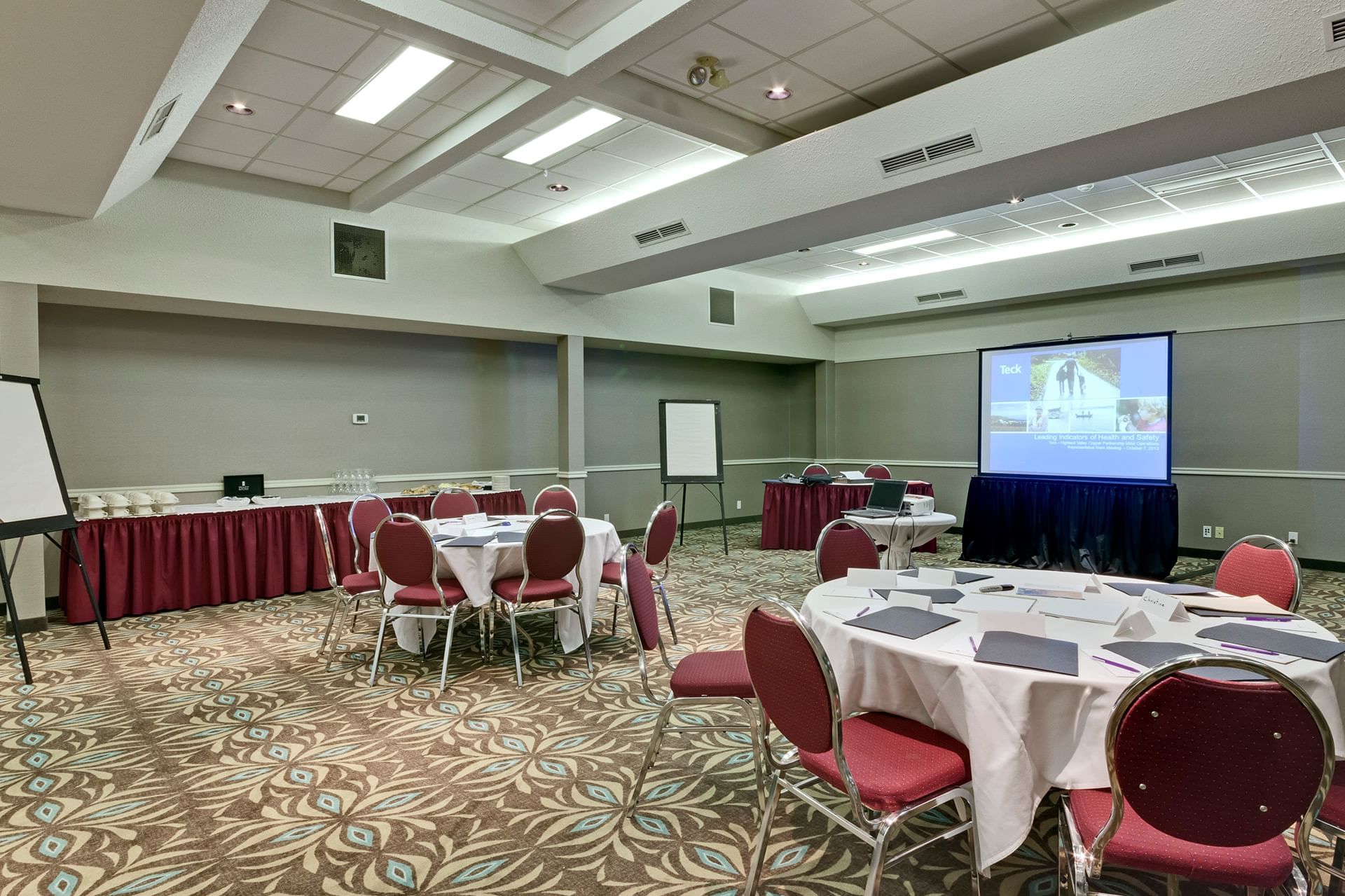 Coast Kamloops Hotel & Conference Centre - Salon