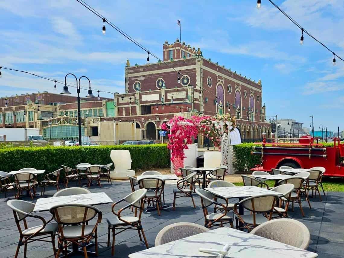 Berkeley Backyard – Coastal Outdoor Dining in Asbury Park NJ