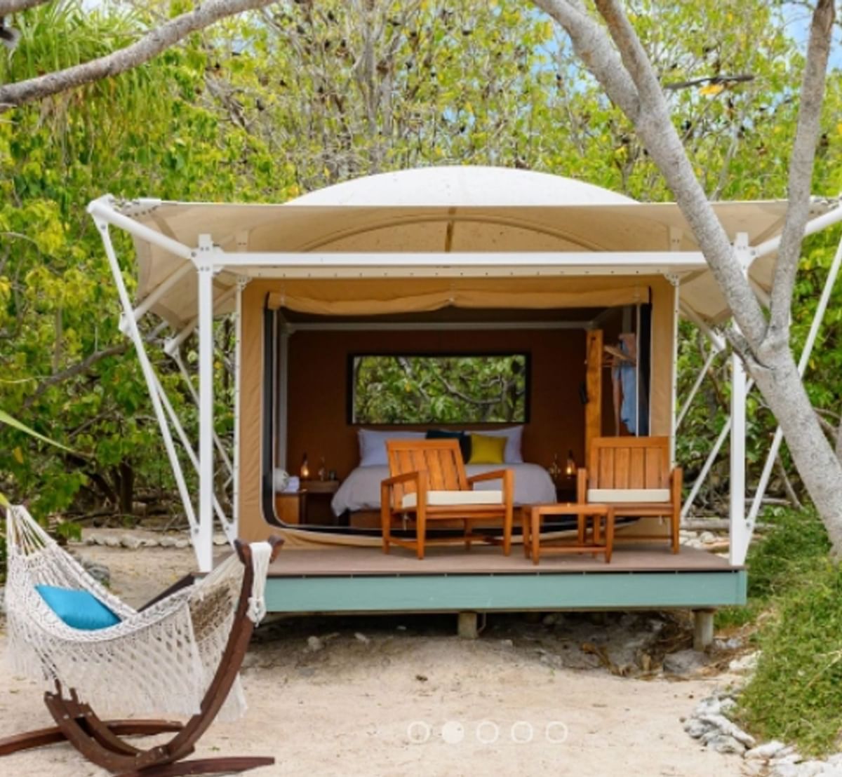 Wilson Island safari-style tent