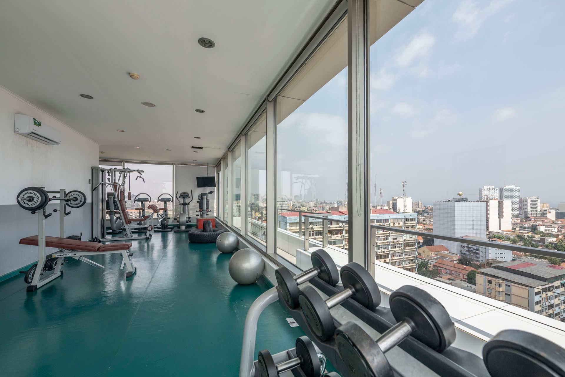 Bright Gym with sea view at RK Suite Hotel
