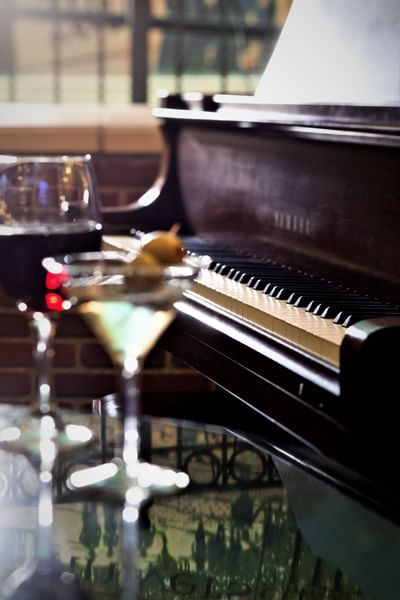 Piano bar in Lounge at Hotel at Old Town Wichita