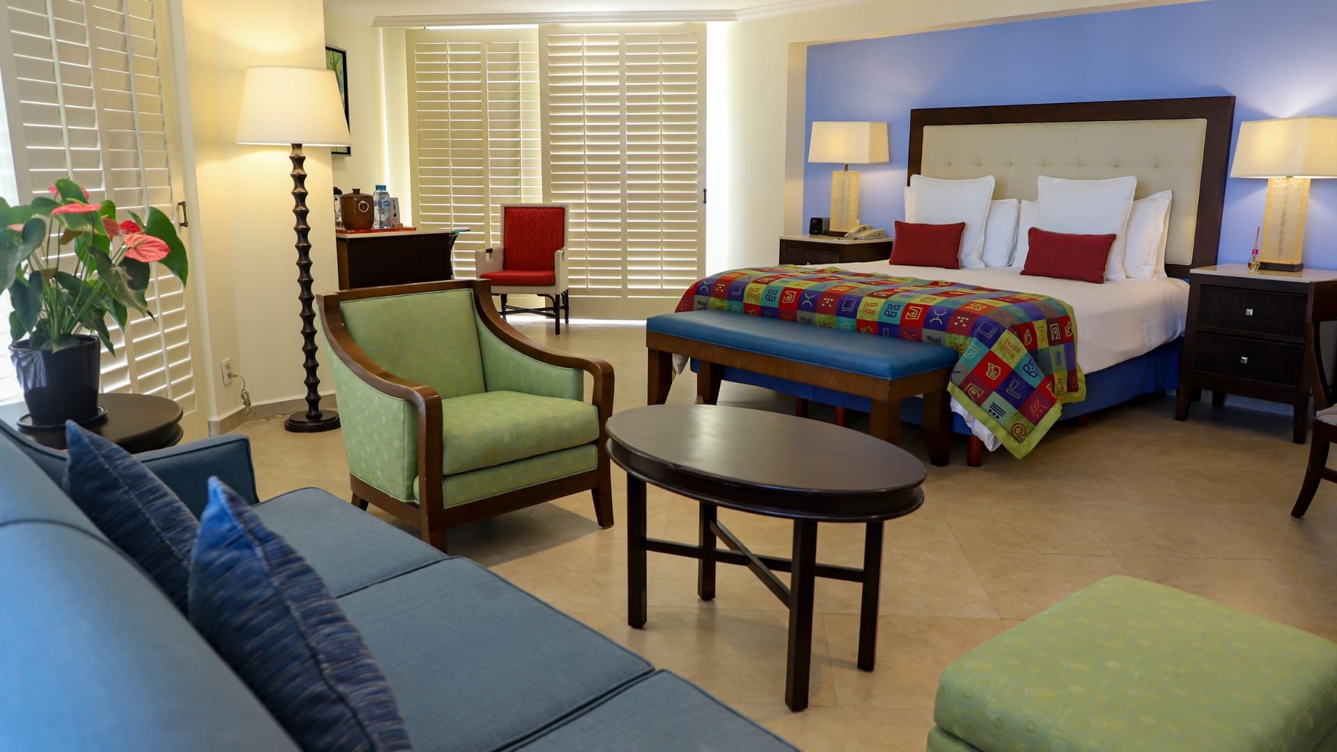 Junior Suite Ocean Front View King