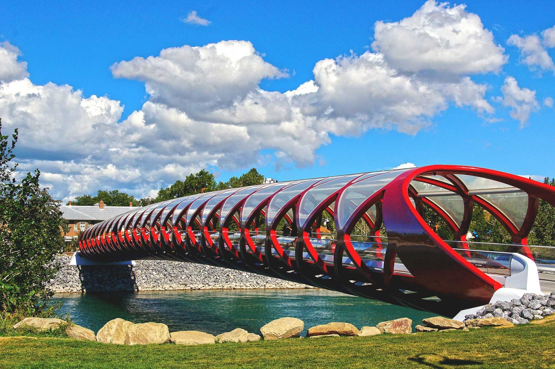 peace-bridge-coast-calgary-downtown-hotel-suites-by-apa