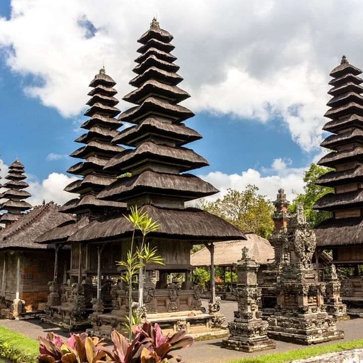 Gunung Lebah Temple - WARWICK CORPORATE