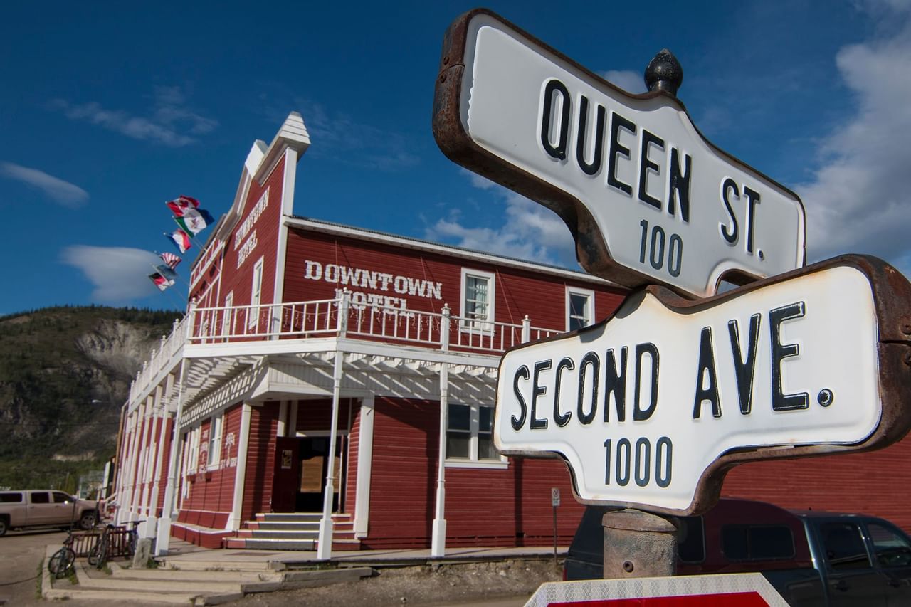 The Downtown, a Coast Hotel exterior and signage