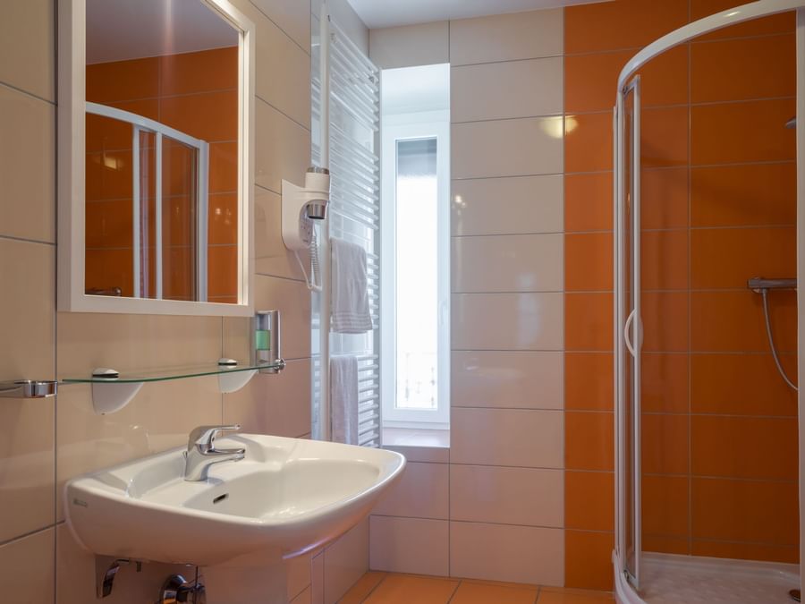 Bathroom vanity in bedrooms at Hotel Terminus