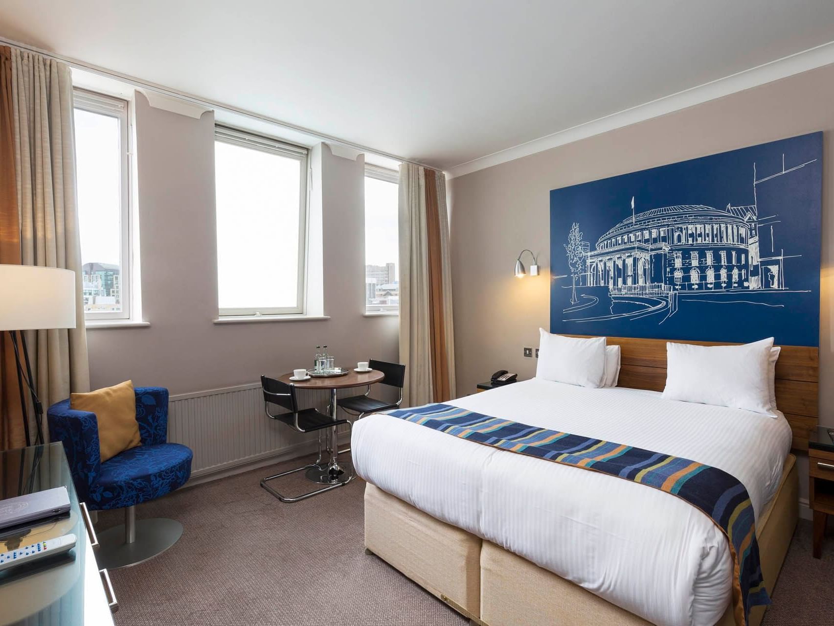 Double bed in Classic Double room at Townhouse Hotel Manchester