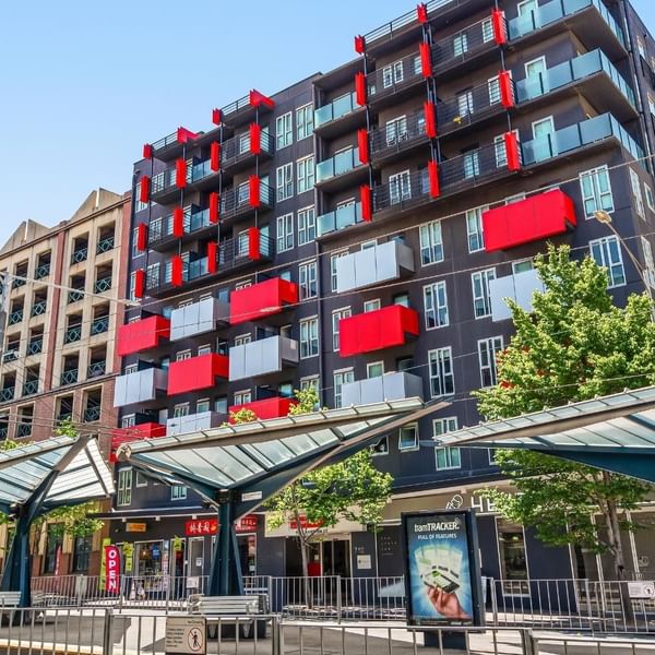 Student Living - 740 Swanston Exterior