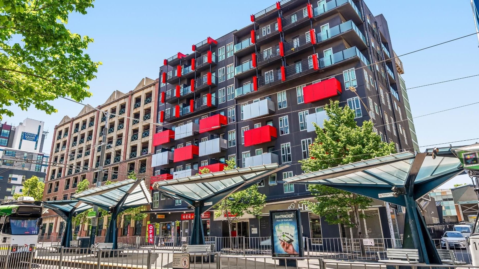 Student Living - 740 Swanston Exterior