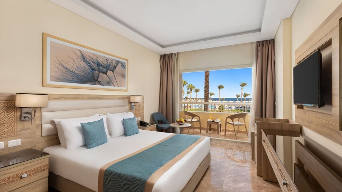 Sea View Deluxe Room at Beach Albatros Resort in Hurghada