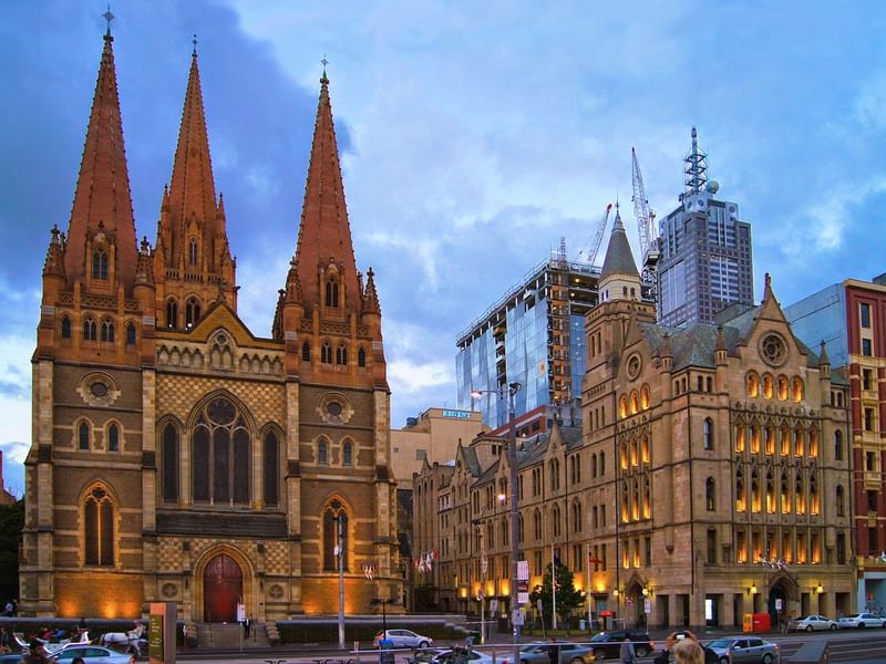 St. Pauls Cathedral, Flinders Street exterior