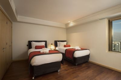 double twin bed room