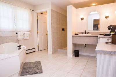 reen mountain bathroom suite