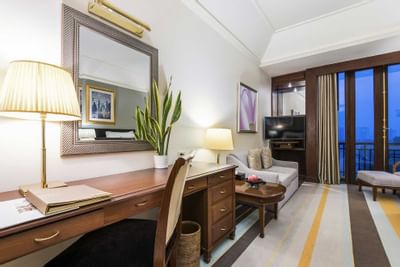 Premier Deluxe Room Lake
at Chatrium Hotel Royal Lake