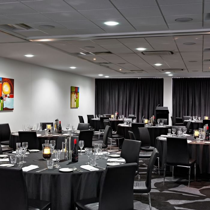 Imperial_Room_Banquet_set_up