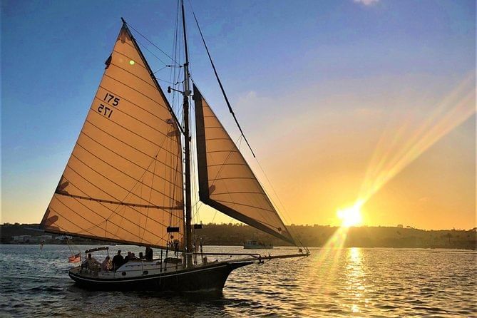 Sunset Sailing in San Diego | Things to Do In & Around San Diego